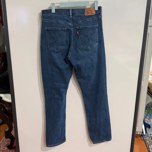 Levi’s Classic straight size 8 - Picture 3 of 5